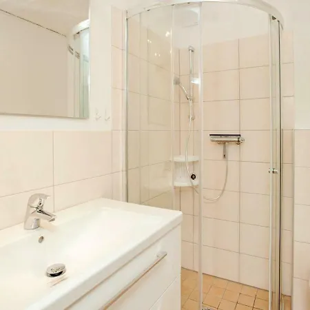Two-bedroom Holiday In 50 Holiday home